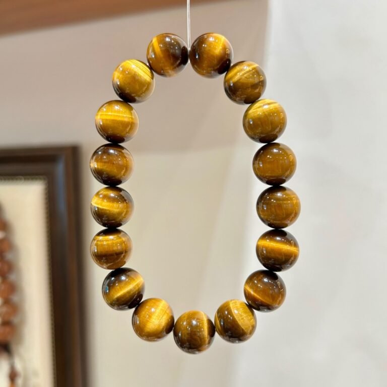 Golden Resolve - Premium Yellow Tiger Eye 12mm Bracelet detail 1